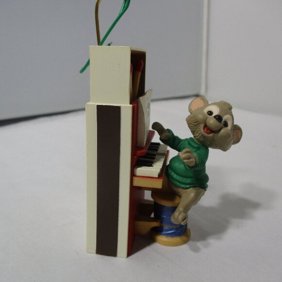 Hallmark Keepsake Christmas Ornament Matchless Memories Mouse Playing Piano - Picture 4 of 7